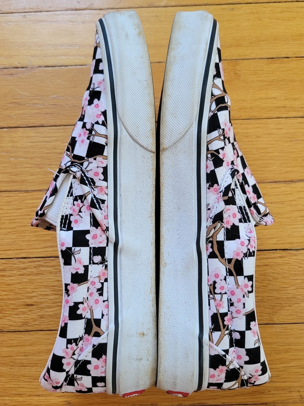 Vans Slip-on with Pink Cherry Blossoms - Picture 3 of 5